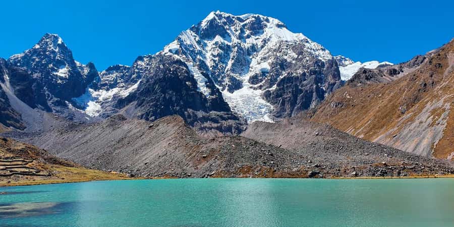 From Cusco: 7 Lakes Ausangate Trek with Breakfast and Lunch - Breakfast, warm layers, and Apu Ausangate arriving early