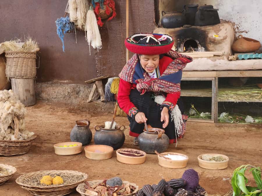 From Cusco: Chinchero, Moray, Maras, Ollantaytambo and Pisaq - Chinchero: Weaving Traditions Plus Inca-Era Remnants