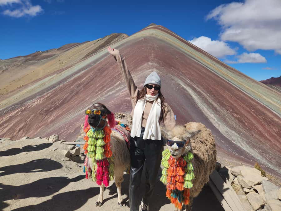 From Cusco: Full Day Tour to Vinincunca Rainbow Mountain - Vinicunca from Cusco feels more civil with an early start