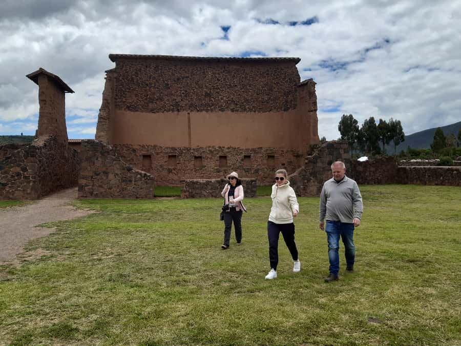 From Cusco: Lake Titicaca with a visit to Uros and Taquile - A 2-Day Loop: From Cusco to Puno and Back by Overnight Bus