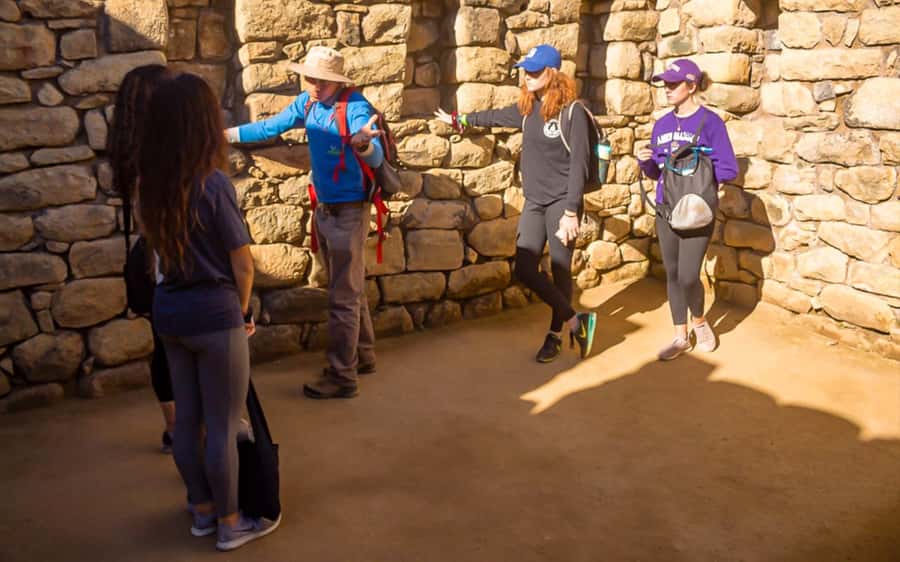 From Cusco: One-Day Round Trip to Machu Picchu by Train - Circuit choice: how it changes what you see and photograph