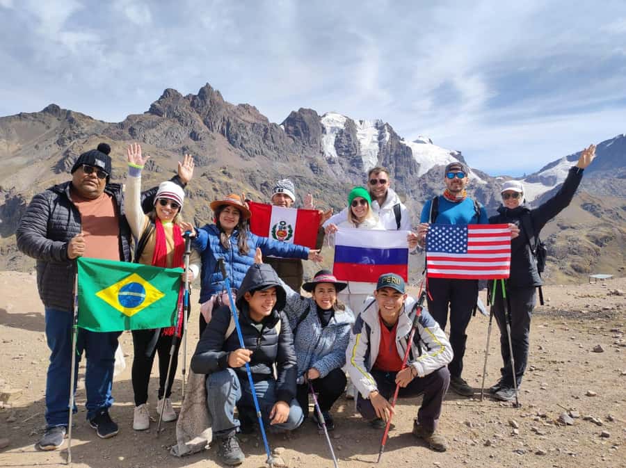 From Cusco: Q'eswachaka Bridge & 4 Lagoons Full-Day Tour - Ride to Combapata and Yanaoca: Salcca River Views and Quick Breakfast