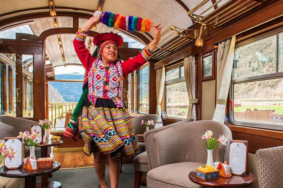 From Puno: Travel to Cusco in Titicaca Train All Inclusive - A Pullman-Style Day Across the Peruvian Andes (Puno to Cusco)