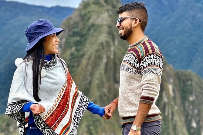 Full Day Private Guided Tour in Machu Picchu - Aguas Calientes Transfer and the Bus Climb to the Entrance