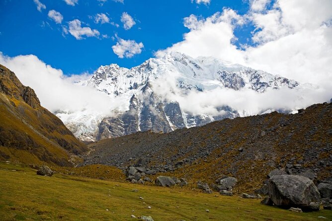 Full-Day Trek to Humantay Lake from Cusco with Guide - A full-day Humantay Lake trek that actually runs on time