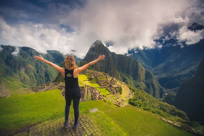 Inca Jungle 4-Day Tour: Full Adventure to Machu Picchu Included - Day 4 sunrise Machu Picchu and the Huayna Picchu option