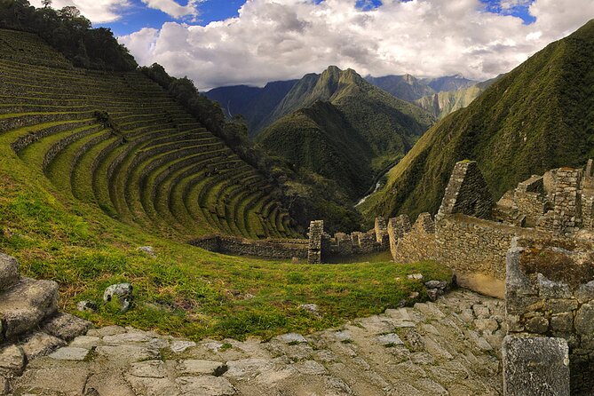 Inca Trail 4 Day Adventure to Machu Picchu with Panoramic Train - Packing smart (so you enjoy the pass, not complain on it)
