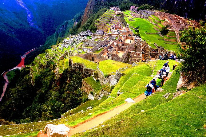 Machu Picchu 1 Day Tour from Cusco by Train - Train ride to Machu Picchu Pueblo: relaxed motion through the Andes