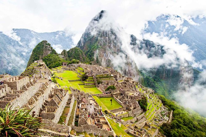 Machu Picchu 2-Day Adventure by Train with Overnight Stay - Cusco to Aguas Calientes: The Train Day That Sets the Tone