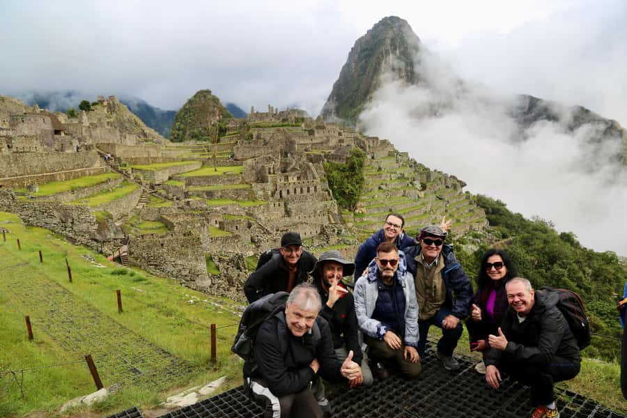 Machu Picchu Entry Ticket and Bus from Aguas Calientes - The views and the “living culture” angle: how to enjoy more than postcards
