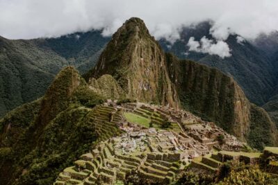 Machu Picchu: Full-Day Tour from Cusco with Optional Lunch - Ollantaytambo to Aguas Calientes: the train ride you’ll remember