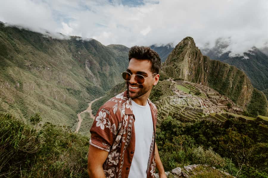 Machu Picchu: Full-Day Tour from Cusco with Optional Lunch - Aguas Calientes free time and the Cafe Inkaterra lunch option