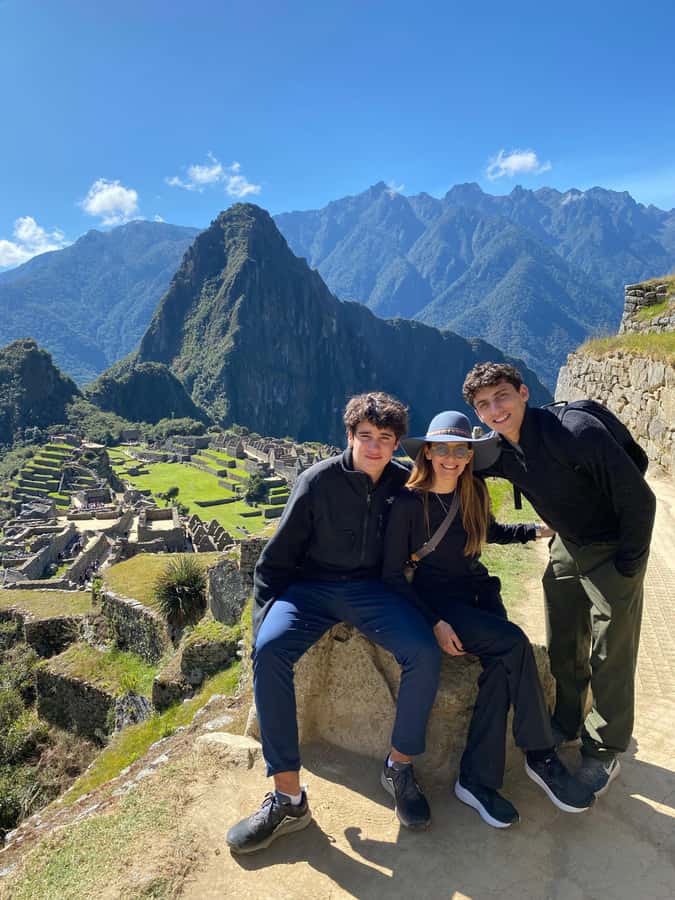 Machu Picchu: Group Guided Tour - Inside the citadel: temples, plazas, and commoners’ houses