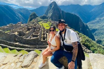 Machu picchu one day by train all included - Ollantaytambo to Aguas Calientes: the train day looks scenic, but the schedule drives it