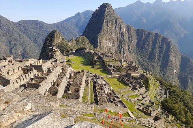 Machu Picchu Private Archaeological and Historical Guided Tour - Entering the Historic Sanctuary: the 15-minute uphill photo lookout