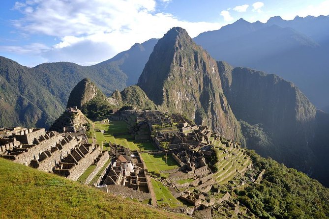 Machu Picchu Tour By Train (2 Days) - Day 2 Early Entry: Guided Machu Picchu Tour, Free Time, and Mountain Permits