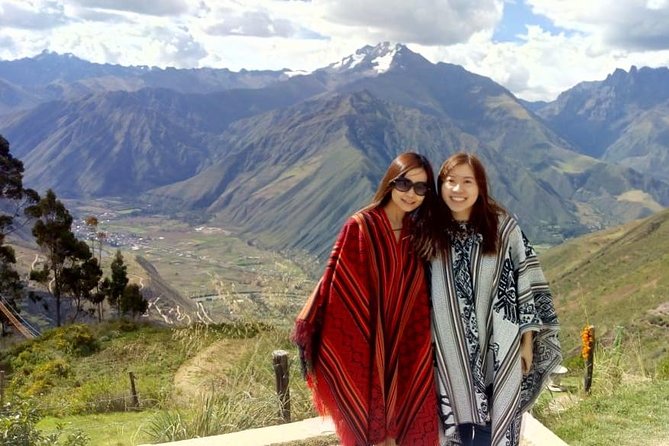 Machu Picchu Tour by Vistadome Panoramic Train from Cusco - Ollantaytambo to Aguas Calientes: the gateway steps