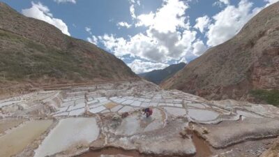 Moray and Maras half day tour - Chinchero textile stop: natural dyes, wool, and sales pressure