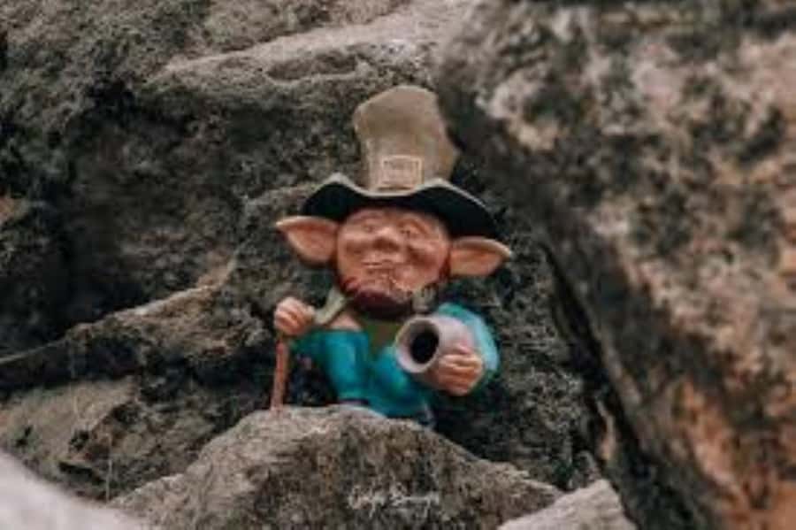 Mystic Cusco: Huasao, Valley of the Goblins and Morada - Valley of the Goblins in San Sebastián: chinkanas and figures hidden in rock