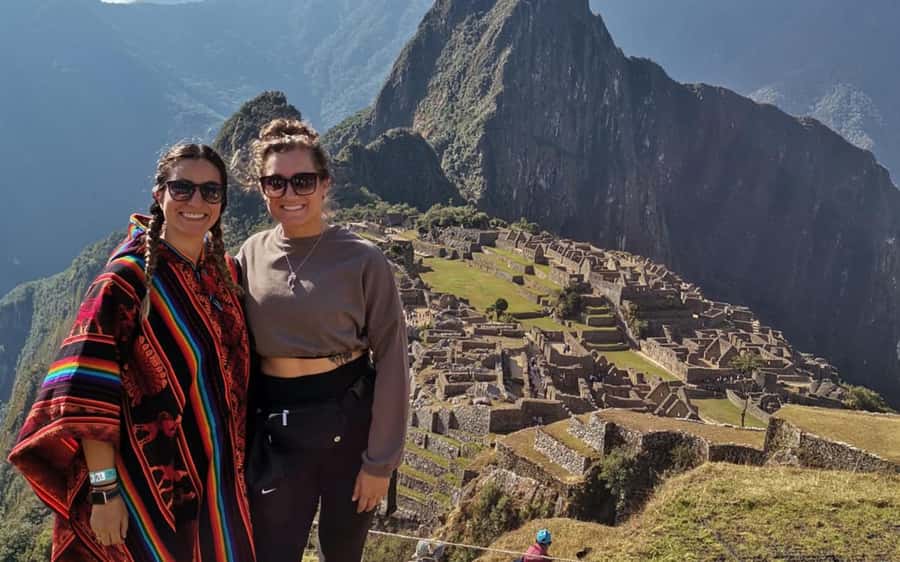 Peru in 5 days: Lima, Cusco, Machupicchu & Rainbow Mountain - Day 3: Machu Picchu with an early start and guided time inside the citadel