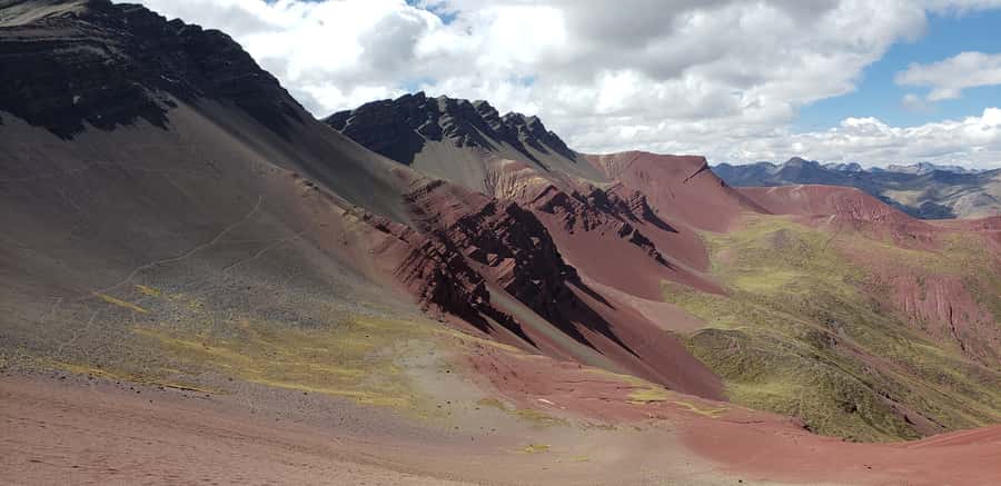 Peru: Rainbow Mountain and Red Valley View Point Tour - The Rainbow Mountain overlook deck revisit