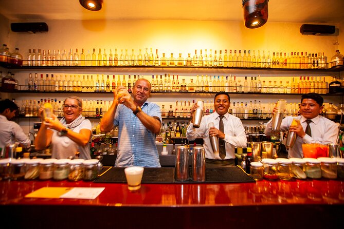 Pisco Sour Secrets: Hands-On Mixology in Historic Cusco - The Pisco Sour lesson: tasting, ingredients, and real mixing practice