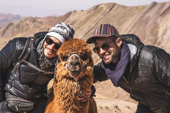 Private Palccoyo Rainbow Hike Without the Crowds - What you should pack for Palccoyo cold and possible snow