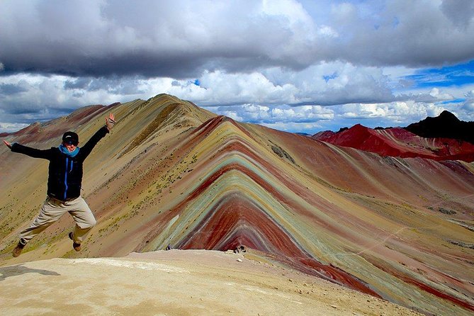 Private Rainbow Mountain Full Day Tour - Downhill, lunch, and recovering in Cusipata