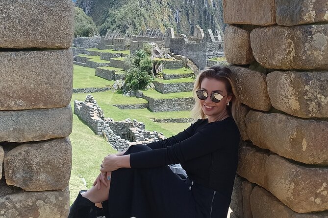 Private Tour Guide in Machupicchu from Aguas Calientes. - Entering Machu Picchu: a guided route built around your circuit