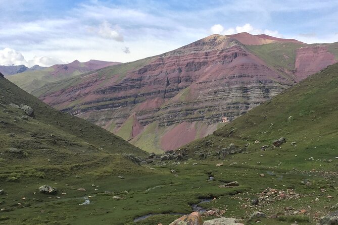 Rainbow Mountain Cusco Full Day - Why Rainbow Mountain (Vinicunca) is a very popular Cusco day trip