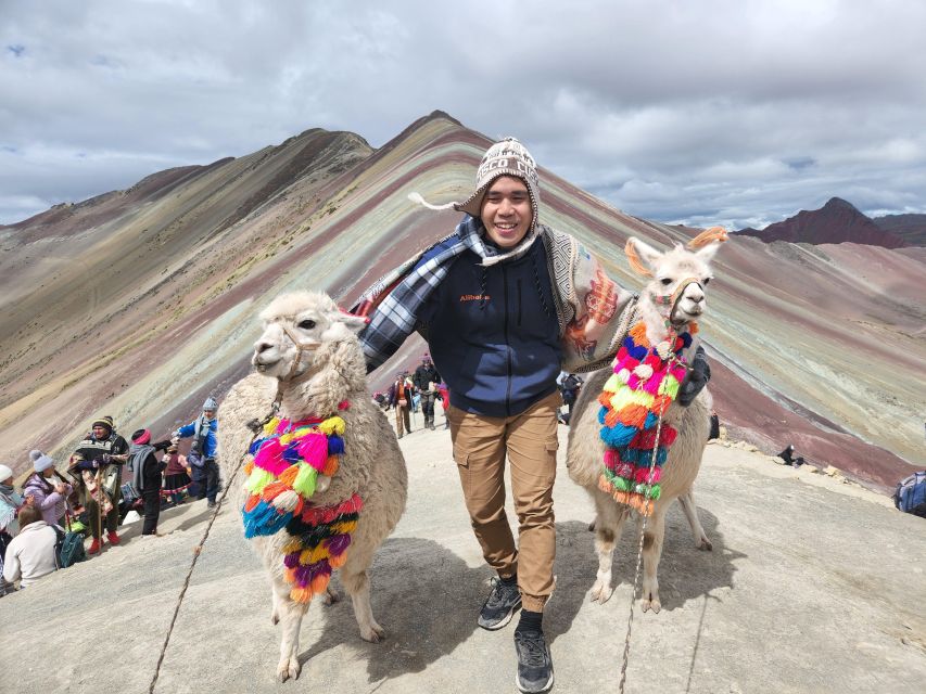 Rainbow Mountain Tour and optional visit to the Red Valley - Red Valley Optional Walk: More Color, More Steps