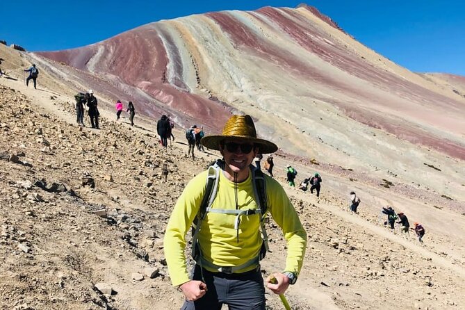 Rainbown mountain cusco 1 Day - The hike to Vinicunca: pace, altitude, and what the guide controls
