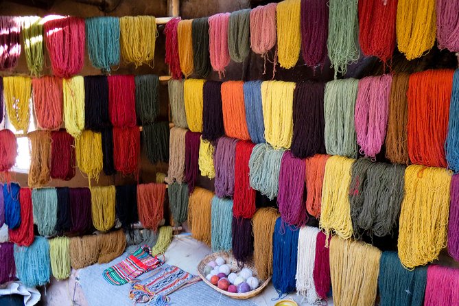 Sacred Valley and Machu Picchu Tour in 2 days with Peru Vip - Cusco to the Sacred Valley: the day starts calm, then ramps up