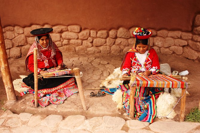 Sacred Valley and Machu Picchu Tour in 2 days with Peru Vip - Urubamba buffet lunch: a pause that keeps you fueled