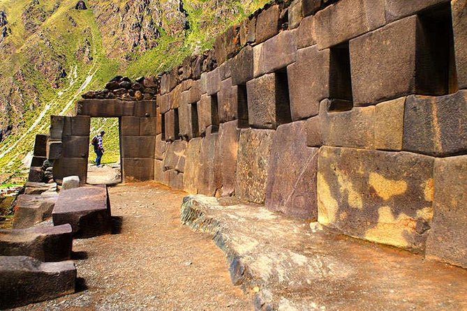 Sacred Valley Private Tour: Chinchero, Ollantaytambo and Pisaq - Shopping at Pisac Like You’ve Done It Before