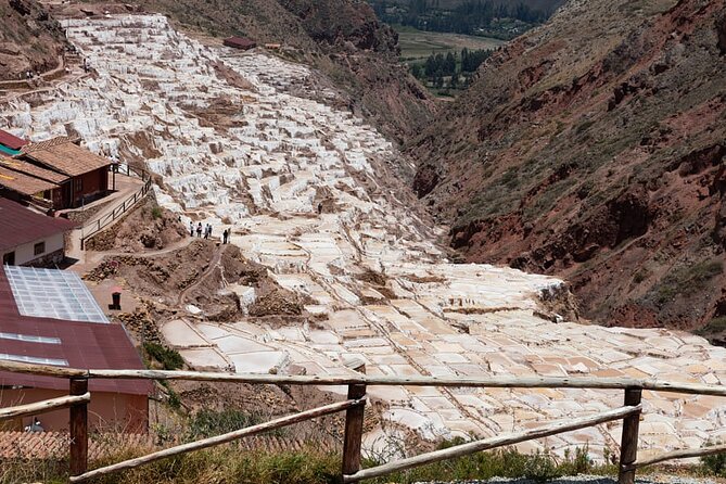 Sacred Valley VIP Tour with Maras and Moray from Cusco - Ollantaytambo: the Inca village and ruins above the square