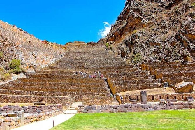 Sacred Valley VIP Tour with Maras and Moray from Cusco - Guide and language reality: bilingual tours don’t always split evenly