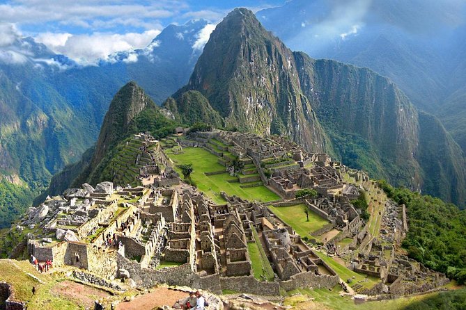 Small Group: 4-Day Inca Trail Trek to Machu Picchu - Day 2: Dead Woman’s Pass, Cloud Forest Air, and Camp at Pacaymayo