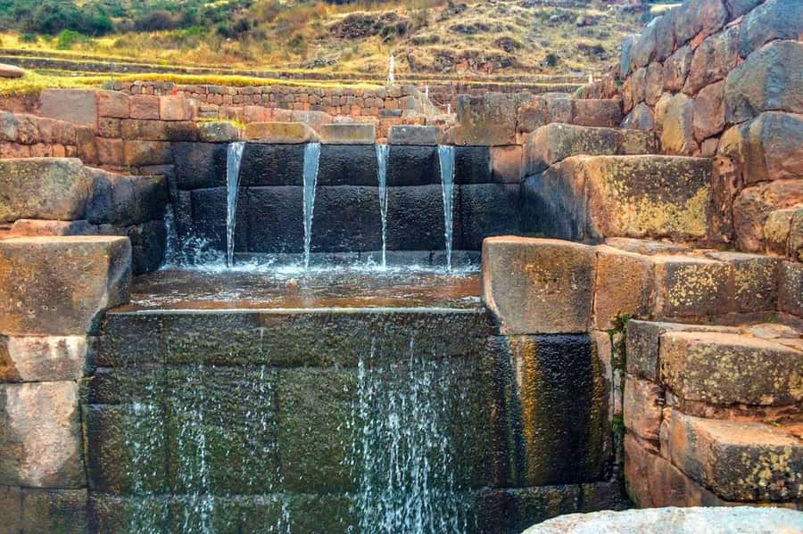 SOUTH VALLEY CUSCO - Tipón’s canals and terraces: water logic you can follow
