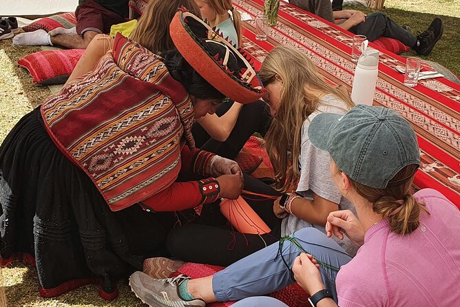 The Textile Workshop Experience in Cusco Region - Lunch: what you’ll eat and how it fits the schedule