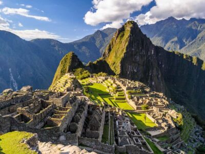 TOUR TO MACHU PICCHU FULL DAY BY TRAIN – The Best Adventure - 4:00 a.m. pickup and the Ollantaytambo connection