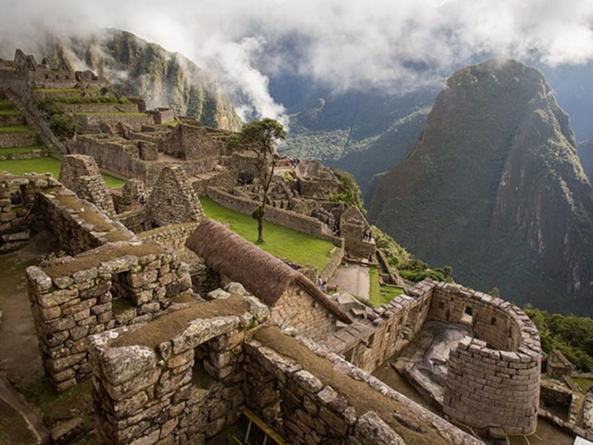 TOUR TO MACHU PICCHU FULL DAY BY TRAIN – The Best Adventure - Machu Picchu with a bilingual guide: what you’ll focus on