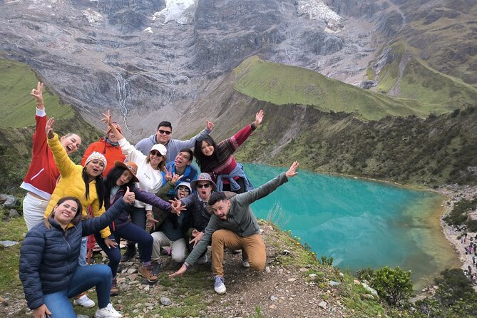 Tour to the HUMANTAY LAGOON from CUSCO - Breakfast in Mollepata: toilets, fuel, and a calmer start