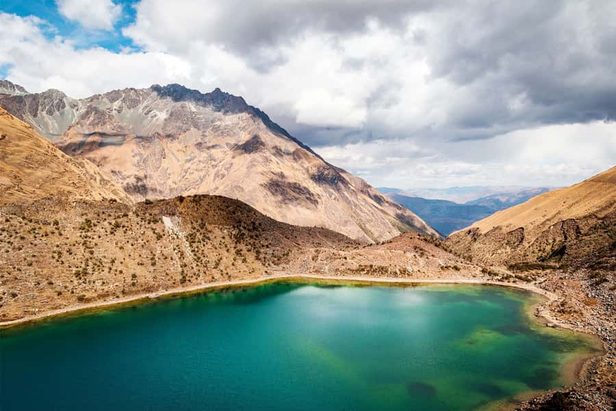 Trek to Humantay Lake from Cusco - The Camino Real climb toward Soraypampa: expect the uphill burn