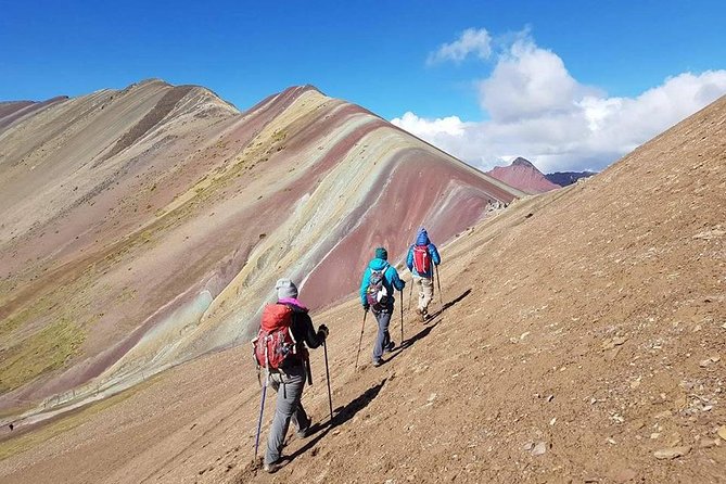 Vinicunca Rainbow Mountain in one day, private with Peru Vip - Breakfast Box and Box Lunch: Fuel That Actually Fits a 14-Hour Day