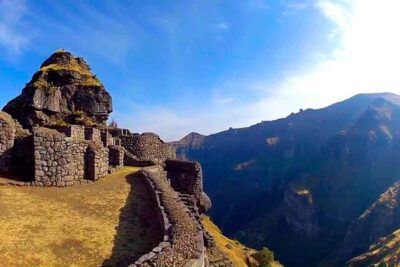 "Waqra Pucara, The Majestic Fortress Revealing Secrets of the Andes". - Acomayo breakfast and the Pomacanchi Lagoon pause